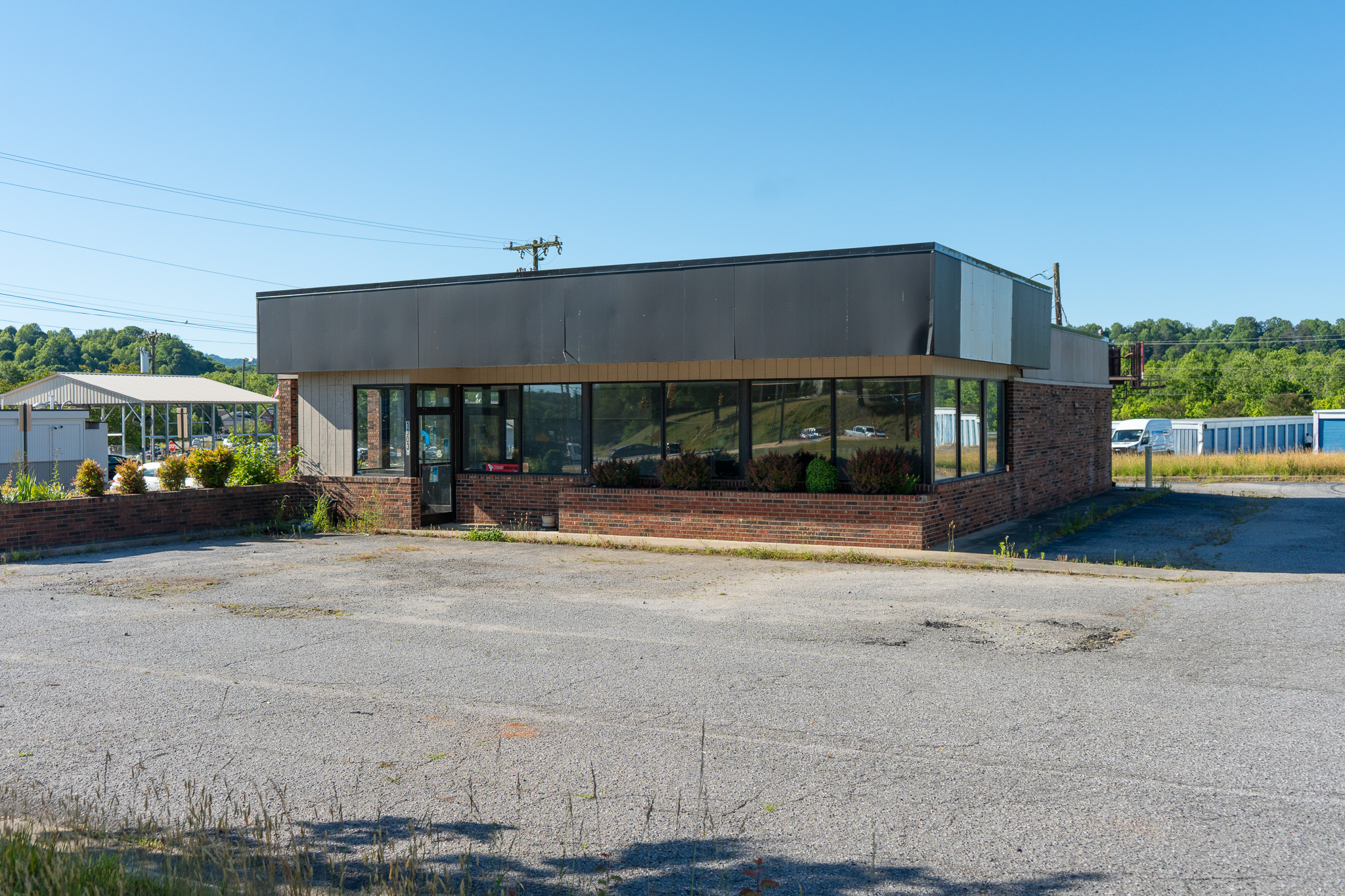 Commercial Listing